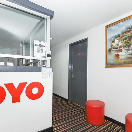 Super Oyo 90345 Tm Hotel Ampang  Exterior photo